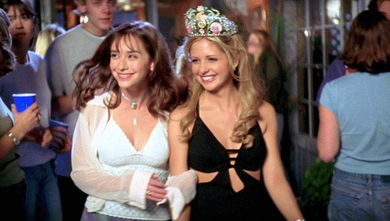 Jennifer Love Hewitt revela que no ha hablado con Sarah Michelle Gellar desde 1997