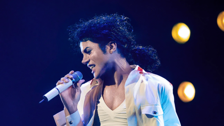 La biopic de Michael Jackson retrasa su estreno a abril de 2026