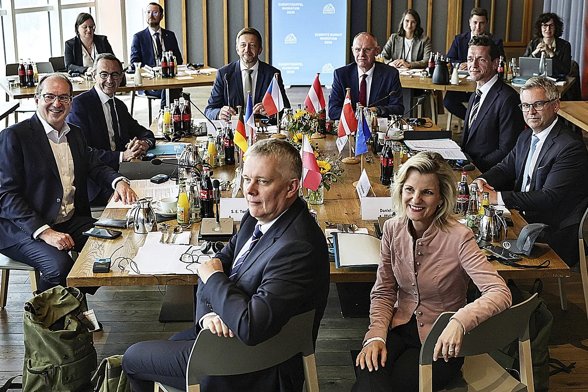 Alemania, nueva "locomotora europea contra la inmigración"