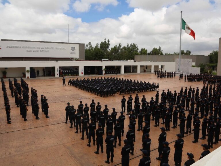 Anuncian academia nacional para formar nuevos policías