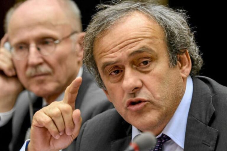 Asaltan la casa de Platini en Francia y le roban muchos trofeos