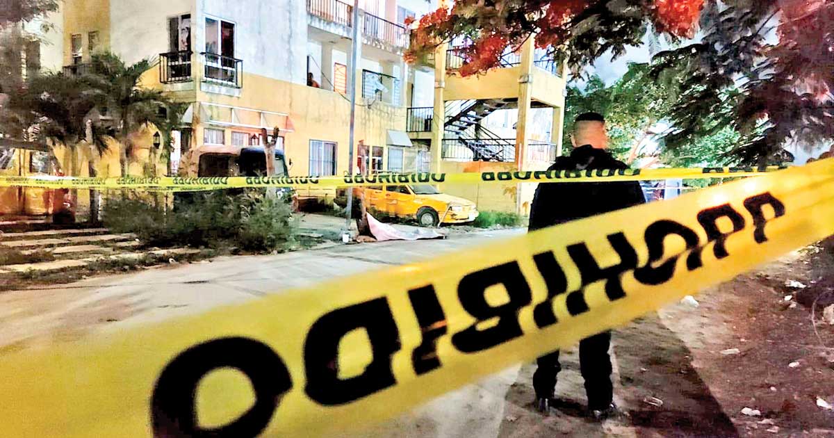 Cansados de robos, vecinos asesinan a ladrón en Cancún