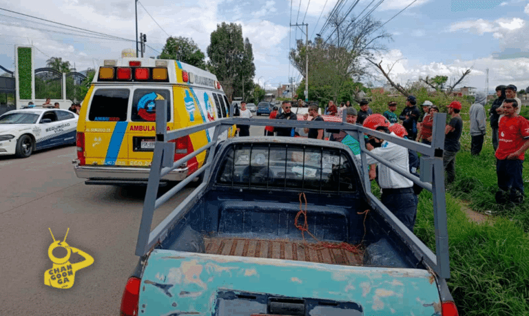 Choque De Camioneta Contra Auto Deja 1 Herido En La Av. San Juanito Itzícuaro - Changoonga.com