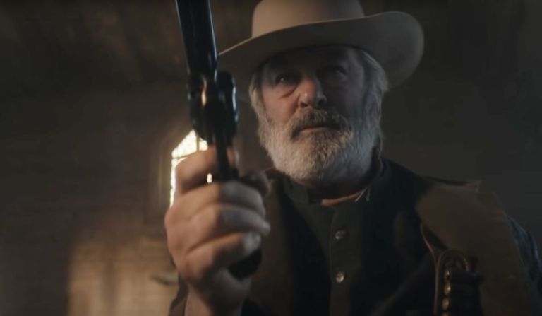 Crítica de “Rust”: Alec Baldwin y el western de la tragedia