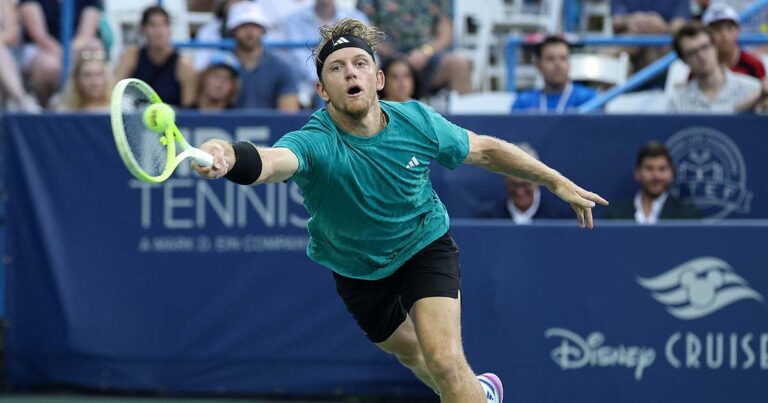 Davidovich y De Miñaur escalan en el ranking ATP