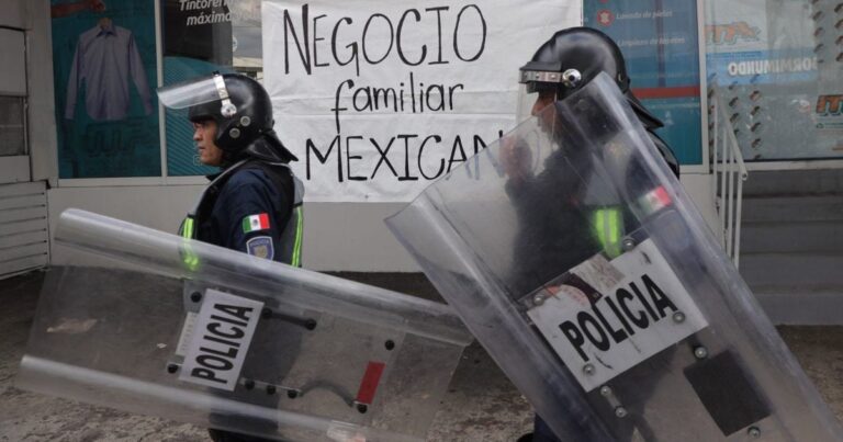 Desarme voluntario en marcha contra gentrificación hoy en CDMX