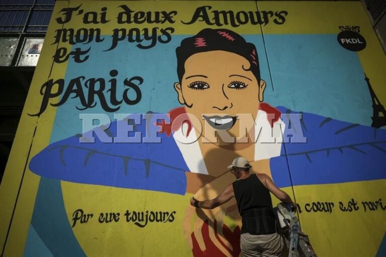 Develan mural dedicado a Josephine Baker en París