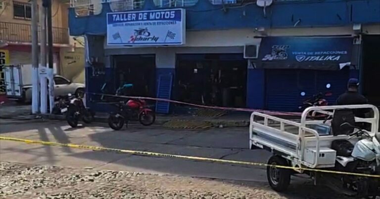 Ejecutan a trabajador de taller de reparación de motocicletas en Acapulco