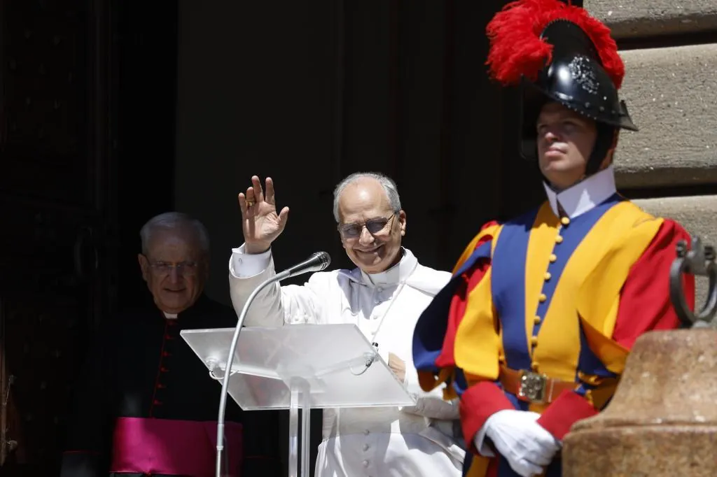 El Papa León XIV condena el ataque israelí contra la parroquia católica de Gaza: "¡Que se detenga enseguida la barbarie de la guerra!"