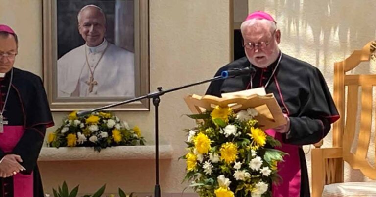 Enviado del Papa reconoció labor de la Iglesia por la paz y la justicia en México
