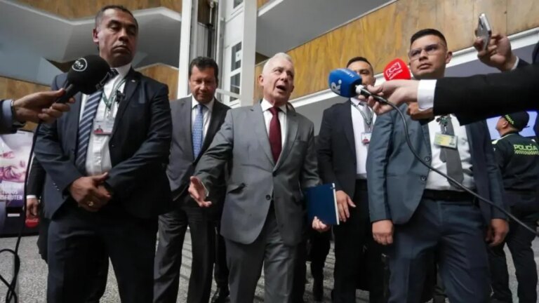 Estados Unidos sigue de cerca el desenlace del proceso judicial contra el expresidente Álvaro Uribe Vélez