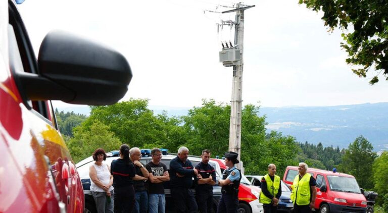Fallecen tres aficionados tras accidente en Rally de Francia