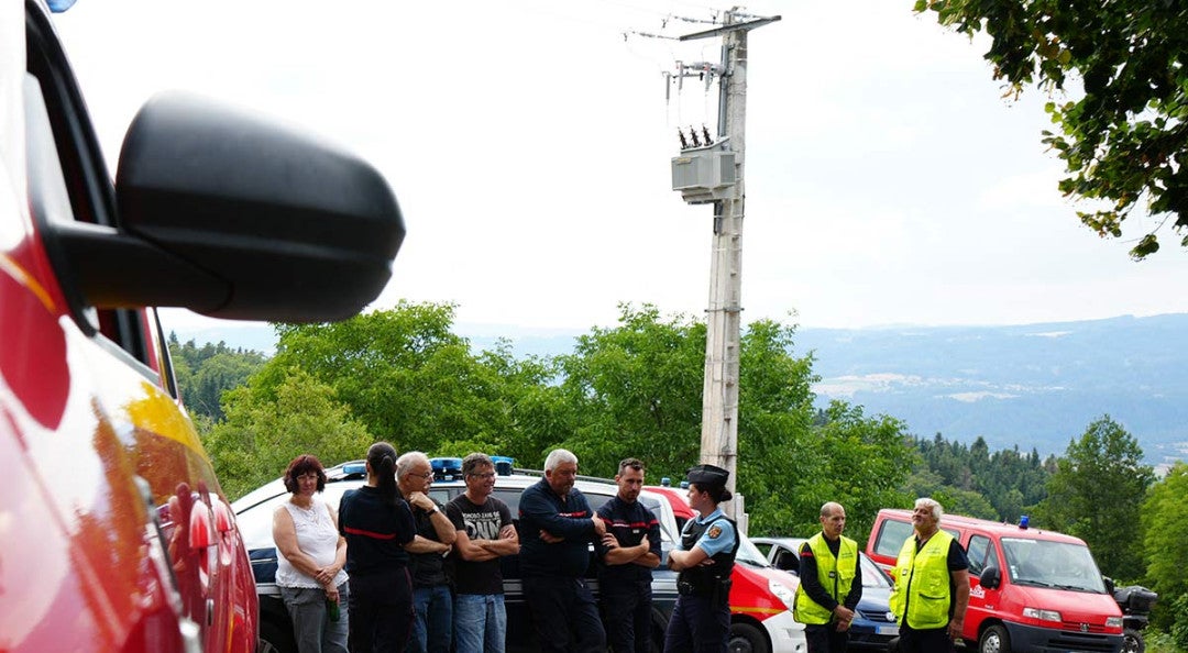 Fallecen tres aficionados tras accidente en Rally de Francia