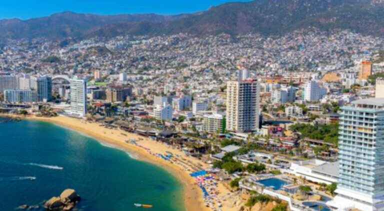 Guerrero inicia con caravanas turísticas