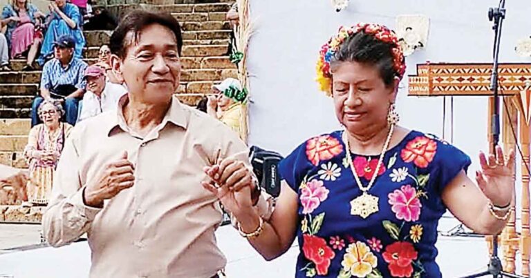 Invitan a disfrutar danzón con marimba