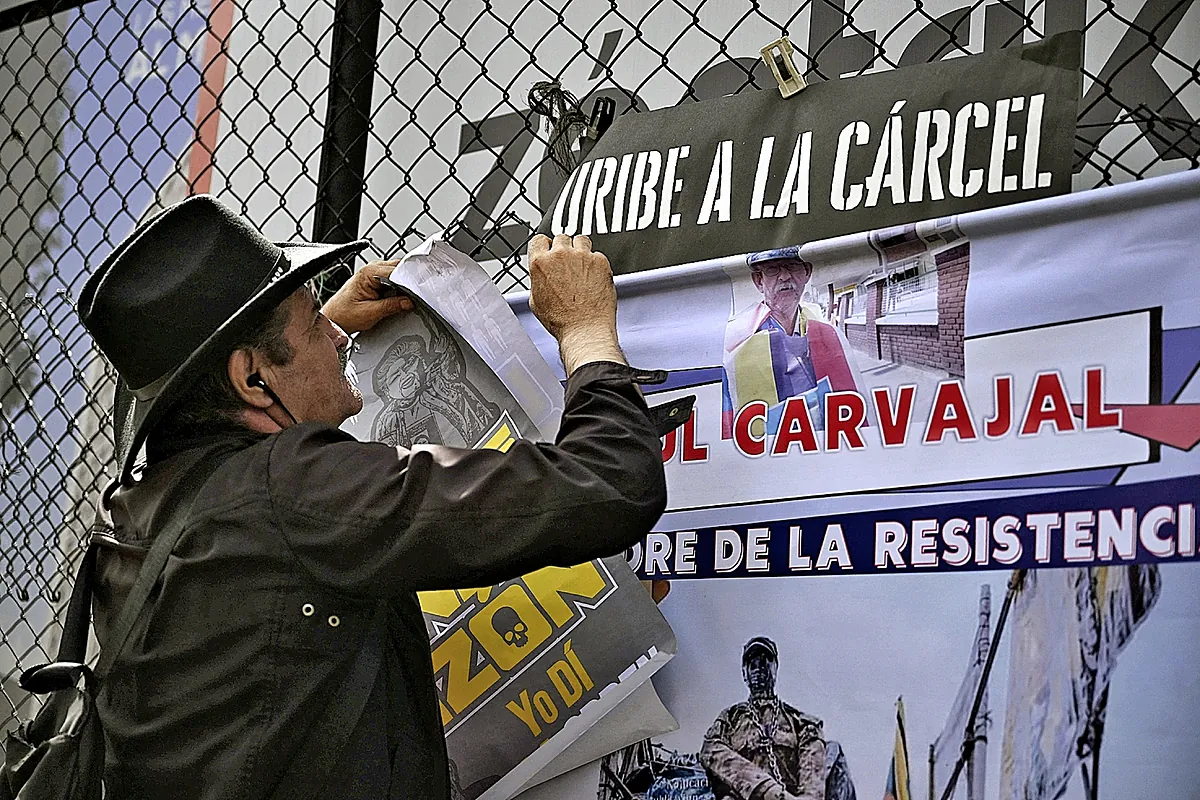 La Casa Blanca también juega en el juicio de Álvaro Uribe