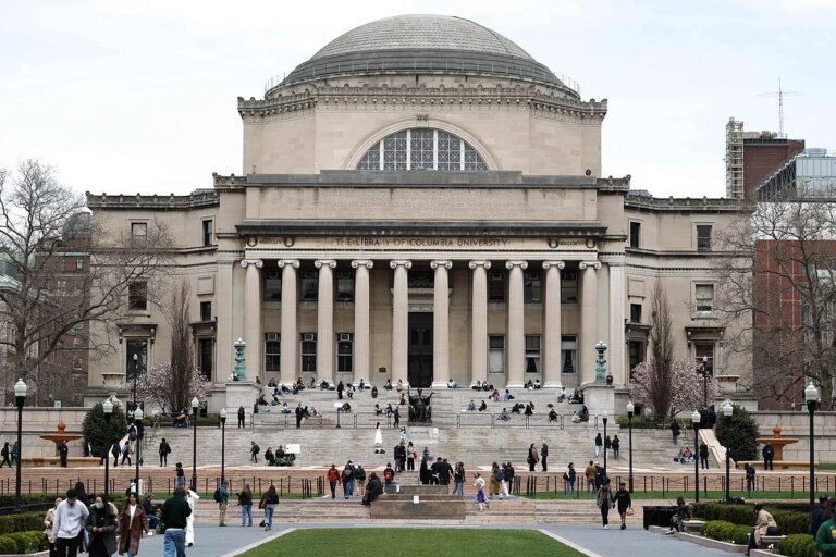 La Universidad de Columbia acepta pagar 200 millones para resolver el conflicto con Trump y recuperar las subvenciones