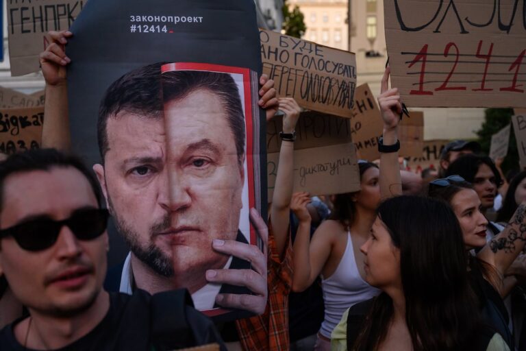 La semana en la que Volodímir Zelenski arriesgó su liderazgo | Internacional