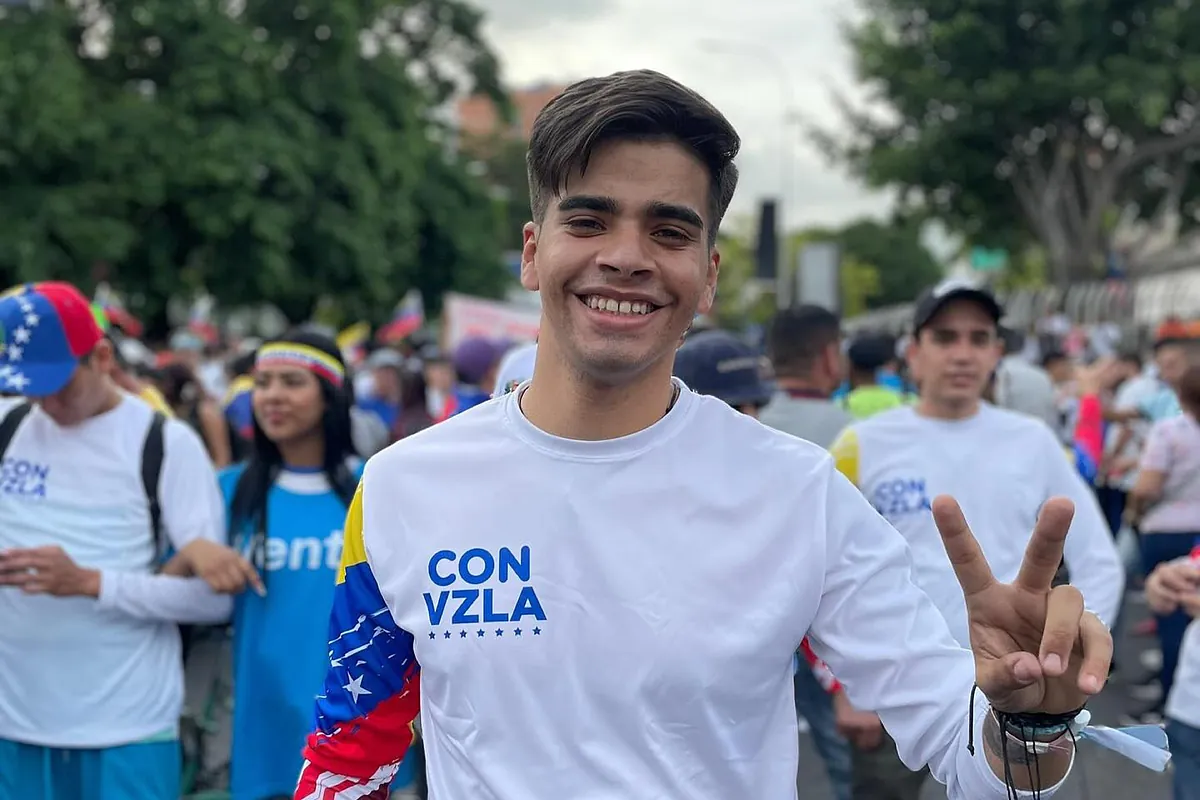 Maduro también encarcela a Simón Bolívar