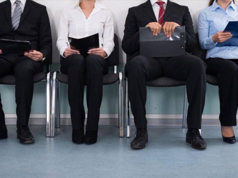 Más empleo en México, pero pocos con prestaciones