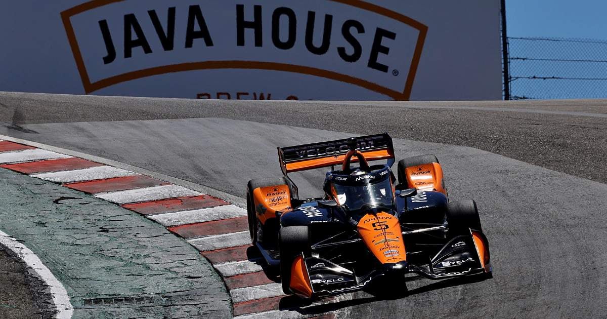 Pato O'Ward fuera del podio en Laguna Seca y se aleja del título
