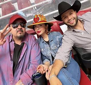 Pepe Aguilar cantará por primera vez junto a sus hijos Ángela y Leonardo en Los Ángeles