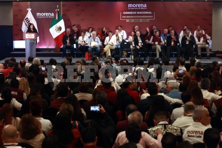 Regañan a morenistas por escándalos