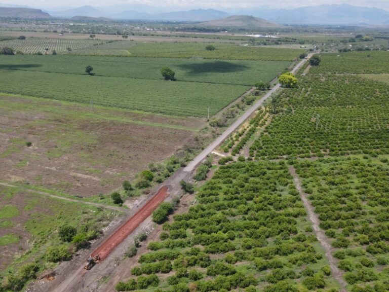 Rehabilitarán 263 kilómetros de carretera en Tierra Caliente