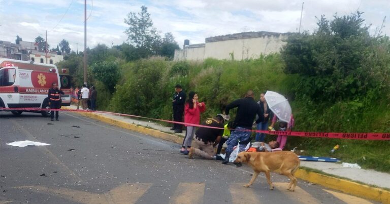 Sale a la procesión de la virgen y muere por la explosión de un cohete