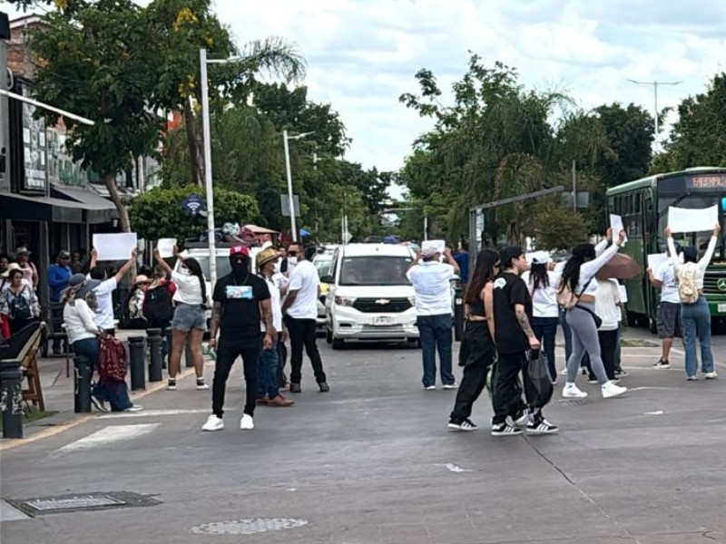 Se manifiestan en Tonalá por desaparición de joven trabajador