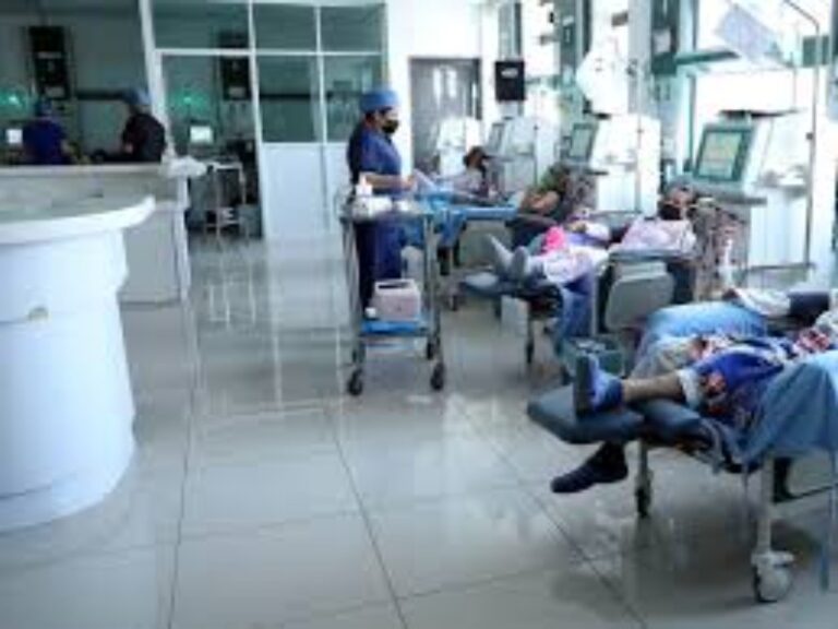 Servicios de IMSS en riesgo para 80 millones de mexicanos