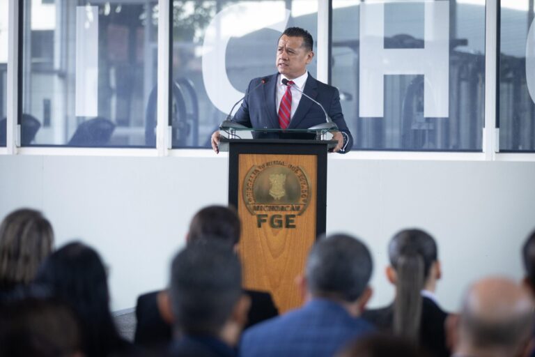 Torres Piña Promete Atención Cercana A La Gente Al Presentarse Ante Personal De Fiscalía De Michoacán - Changoonga.com