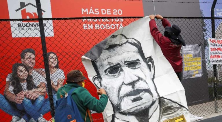 Uribe condenado por soborno en actuación penal: fallo histórico en Colombia