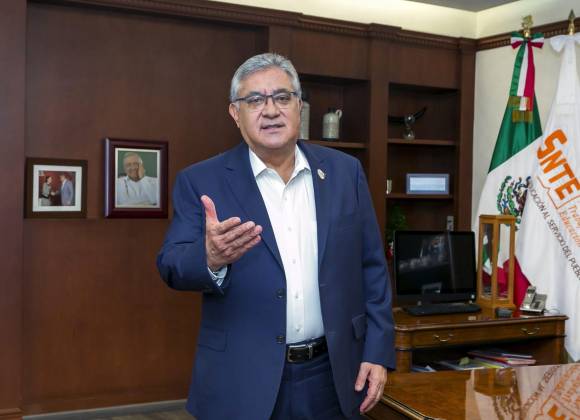 Va Alfonso Cepeda por conquistar el último reducto magisterial de los Moreira