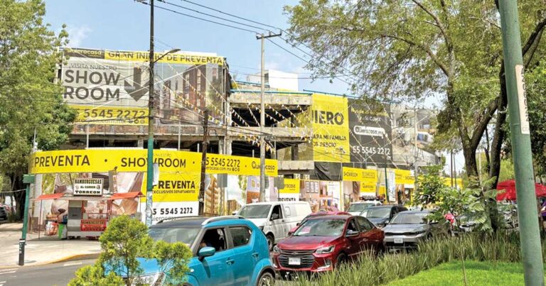 Vecinos de Azcapotzalco se oponen a megaobra inmobiliaria