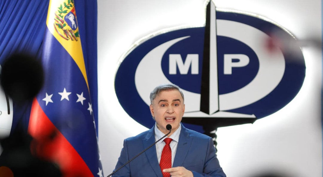 Venezuela denuncia golpizas y abusos a migrantes en megacárcel salvadoreña