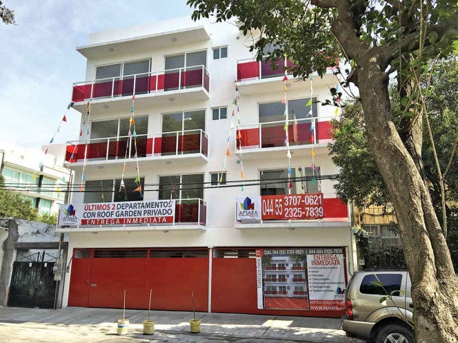 Edificio con Departamentos en venta