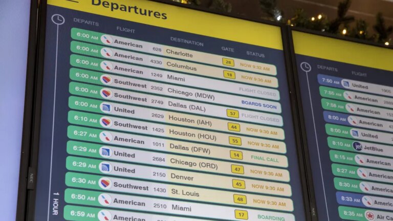 problema técnico obliga a parar todos los viajes salientes; advierten retrasos a miles de pasajeros