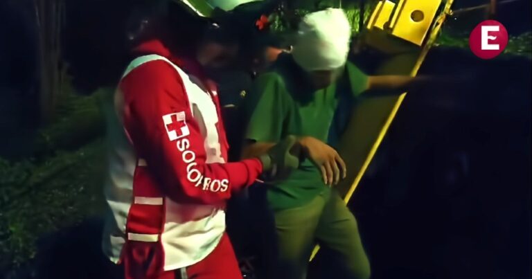 ¡Los salvan! Rescatan a jóvenes que cayeron a barranco en Chapultepec