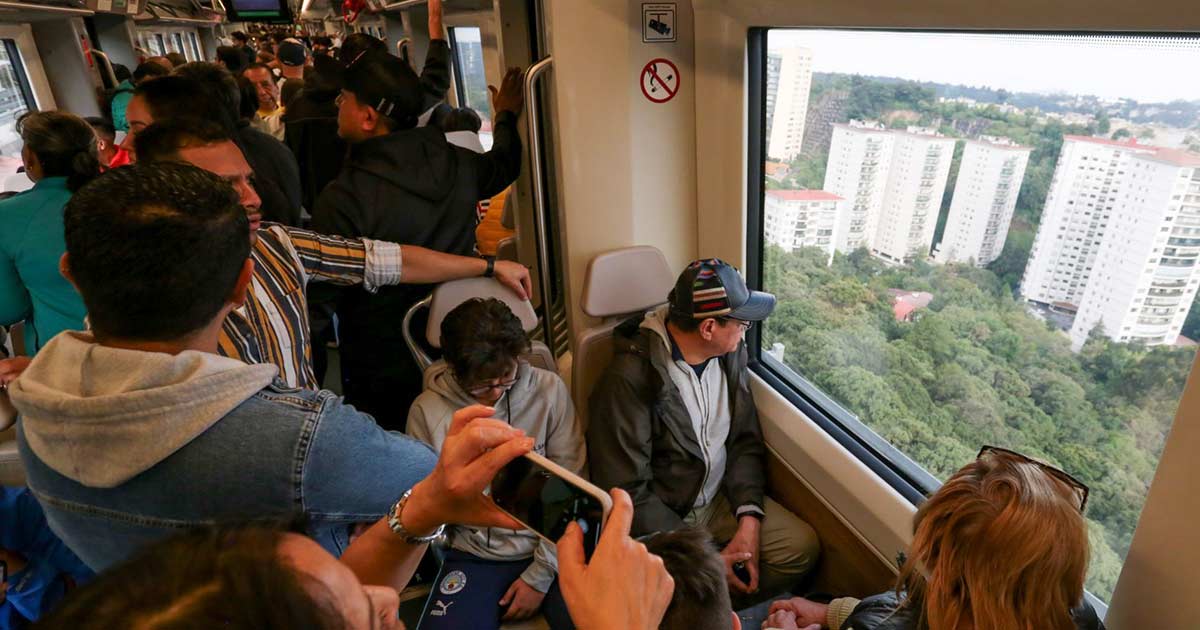 ¿Cuál es la multa por ocupar un asiento exclusivo en el Tren Interurbano?