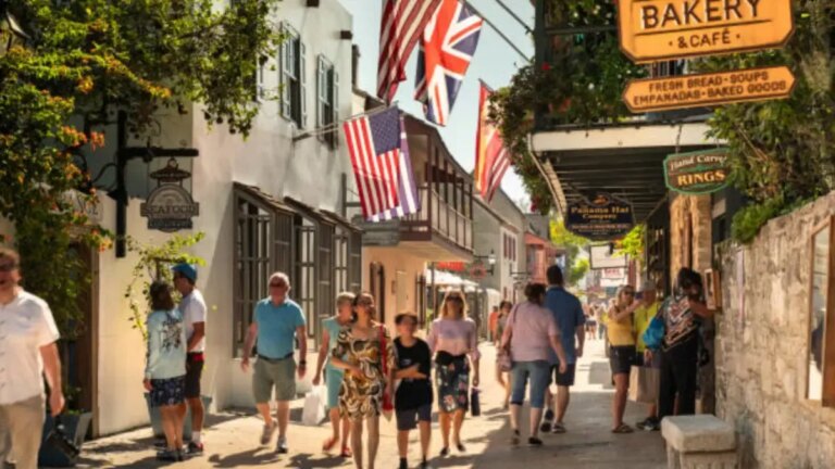 ¿Cuál fue la primera ciudad habitada de EE. UU.? Pocos saben que no fue ni Nueva York ni Boston