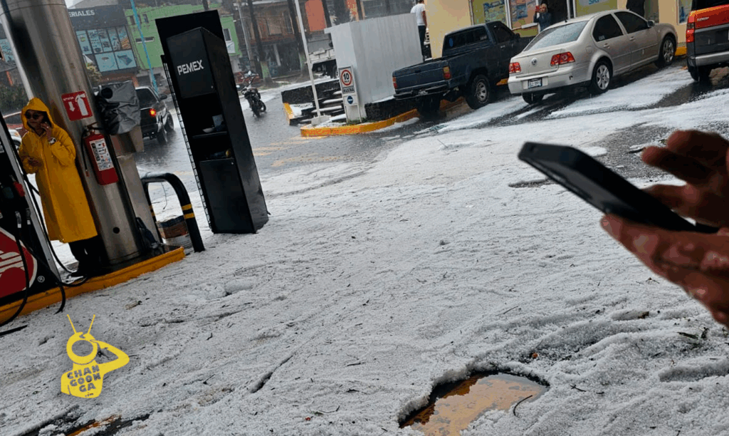 09-08-25-tancitaro-granizo3-1024x612.png
