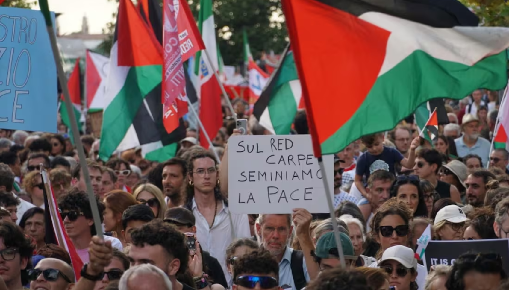 Protestas por Gaza irrumpen en el Festival de Cine de Venecia