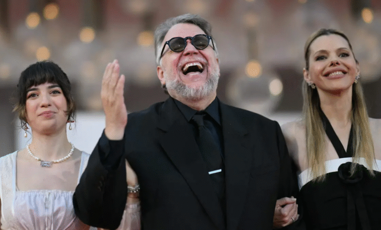 Guillermo del Toro emociona con Frankenstein y recibe ovación de 13 minutos