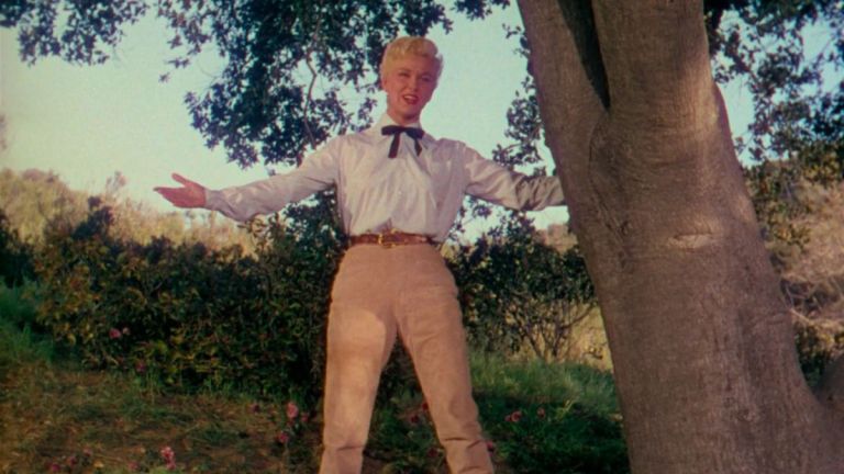 Crítica de "El cine prohibido": La memoria queer en la pantalla de Hollywood