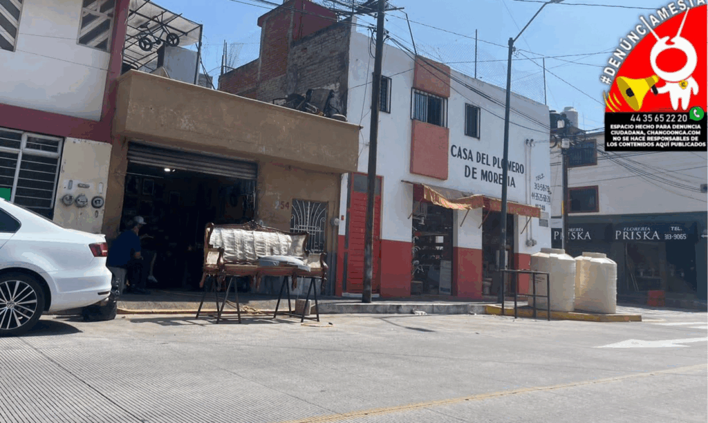 #Denúnciamesta Apartan calle sin tener cochera en Ventura Puente - Changoonga.com