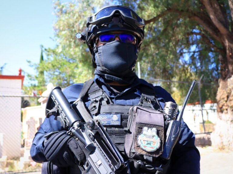 Depuran corporaciones policiacas en 12 municipios: más de 270 bajas