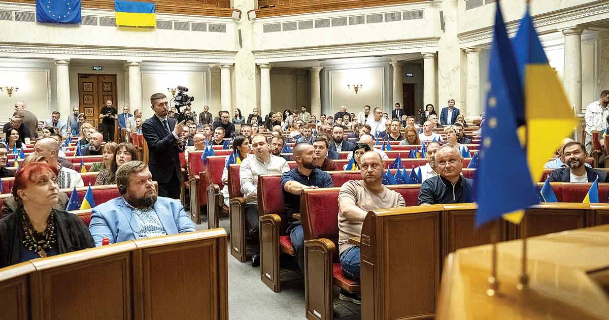 Destapan corrupción en la defensa ucraniana en adquisición de equipo militar