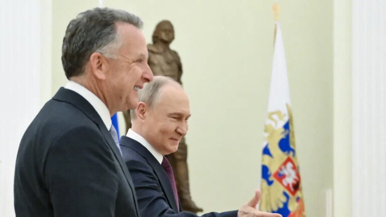 Donald Trump da ultimátum a Rusia y enviará a su enviado a Moscú para impulsar acuerdo con Ucrania