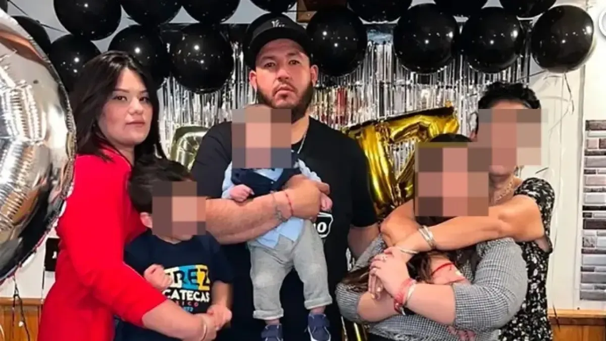 Dos padres y sus tres pequeños hijos murieron al estrellarse de frente contra un vehículo que invadió su carril: los dos carros se incendiaron